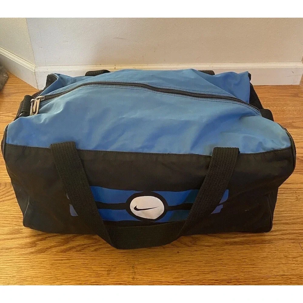Nike nylon duffel